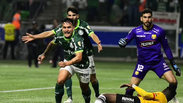 Palmeiras vira para cima do Barcelona e está na próxima fase da Libertadores Palmeiras vira para cima do Barcelona e está na próxima fase da Libertadores