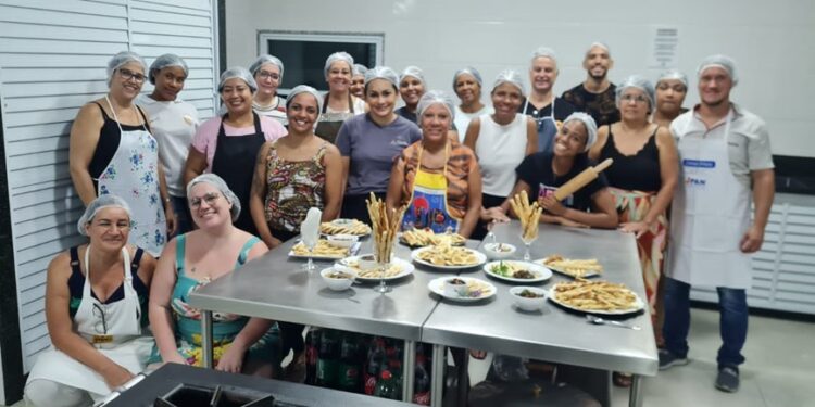 QualificarES abre 12 mil vagas em cursos on-line exclusivo pra mulheres QualificarES abre 12 mil vagas em cursos on-line exclusivo pra mulheres