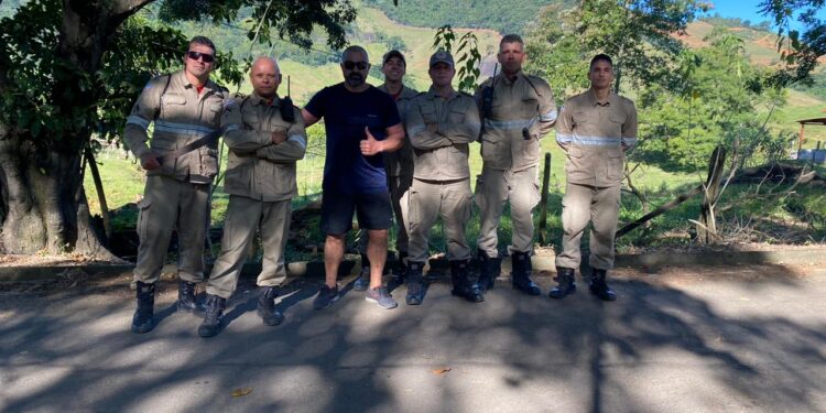 Bombeiros resgatam parapentista que caiu de rampa em Alfredo Chaves