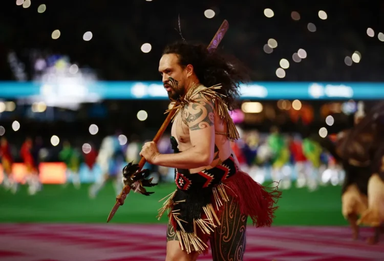 Copa do Mundo Feminina começa com vitória da Nova Zelândia e tiroteio com duas mortes em Auckland
