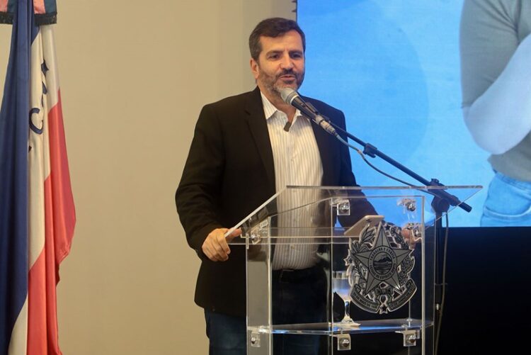 “Tudo no Mesmo Lugar”: programa do Detran|ES facilita procedimentos de compra e transferência de veículos