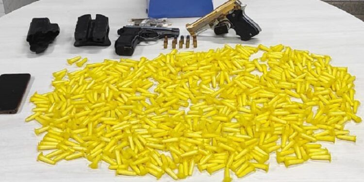 PM detém indivíduo e apreende mais de 600 pinos de cocaína em Cariacica
