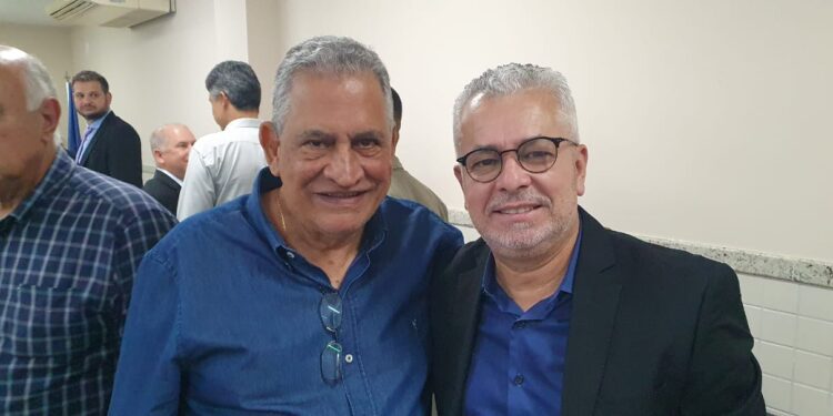 Presença de Enivaldo em São Mateus… Presença de Enivaldo em São Mateus…
