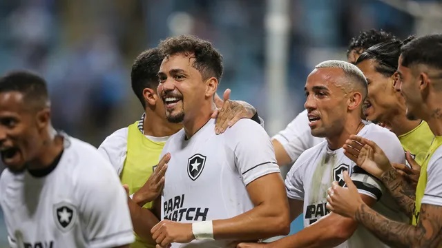 Por que o jogo Botafogo x Grêmio hoje acontece em São Januário?