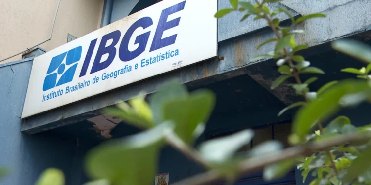 Governo publica autorização para a realização de 14 concursos públicos com 2 mil vagas; veja cargos