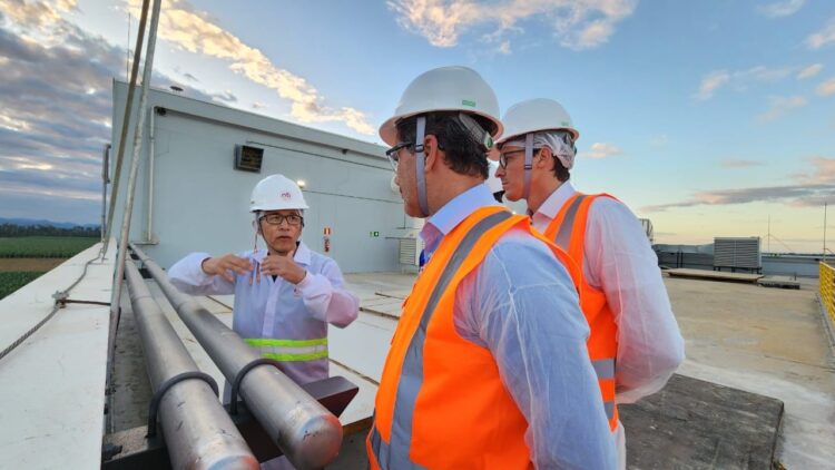 Mazinho visita obras da Olam Coffee junto com o vice-governador Ricardo Ferraço