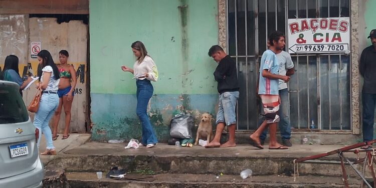 Plano voltado para moradores de rua pode ajudar na ressocialização deles em Barra de São Francisco