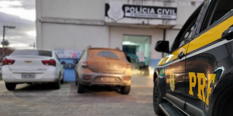 PRF recupera dois veículos clonados a menos de 10 km de distância um do outro, em Ibiraçu e João Neiva PRF recupera dois veículos clonados a menos de 10 km de distância um do outro, em Ibiraçu e João Neiva