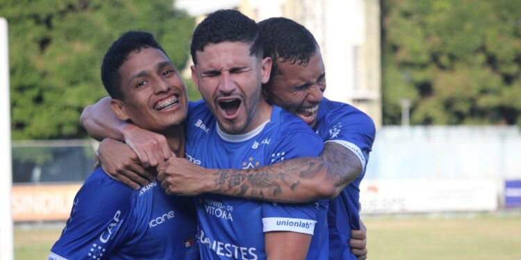 Vitória-ES recebe o Ceilândia neste sábado, 29, em busca de vaga na fase mata-mata da Série D Vitória-ES recebe o Ceilândia neste sábado, 29, em busca de vaga na fase mata-mata da Série D