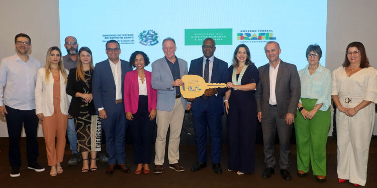 Estado firma convênio com Ministério dos Direitos Humanos e Cidadania