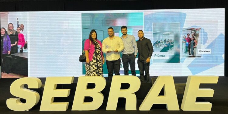 Gestão Enivaldo dos Anjos é premiada por desempenho no Cidade Empreendedora Gestão Enivaldo dos Anjos é premiada por desempenho no Cidade Empreendedora
