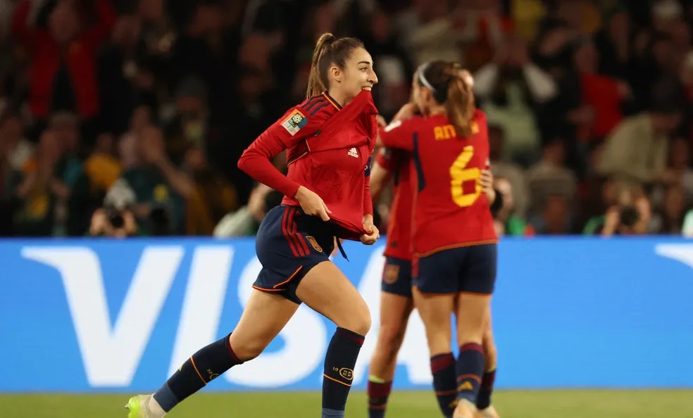 Espanha vence Inglaterra e é campeã do mundo pela 1ª vez