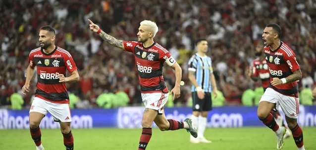 Flamengo perde chance de empatar com Palmeiras em títulos nacionais –  Tribuna Norte Leste