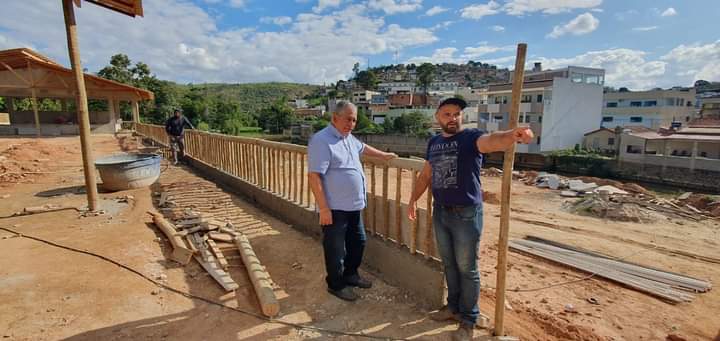 Praça Floro Lima, na Vila Landinha, está quase pronta e deve ser entregue no aniversário da cidade