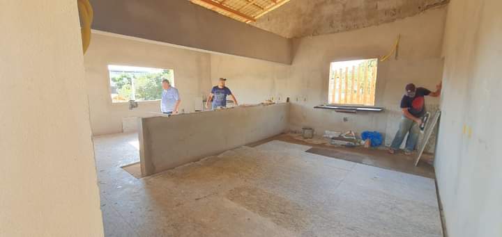 Praça Floro Lima, na Vila Landinha, está quase pronta e deve ser entregue no aniversário da cidade
