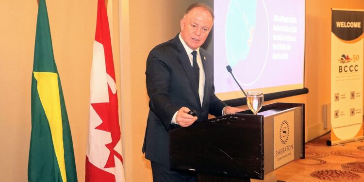 Casagrande apresenta potencialidades do Espírito Santo em evento no Canadá Casagrande apresenta potencialidades do Espírito Santo em evento no Canadá