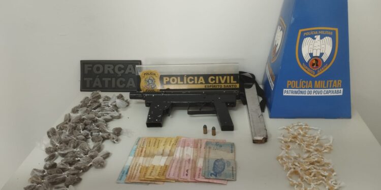 Operação conjunta apreende submetralhadora e muita droga em São Gabriel da Palha Operação conjunta apreende submetralhadora e muita droga em São Gabriel da Palha