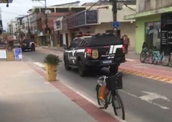 Sextou em Sooretama: PM troca tiros com bandidos e criança é  baleada; veja vídeos