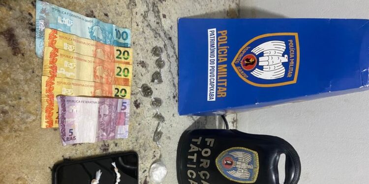 PM prende dois traficantes e apreende um adolescente em Boa Esperança PM prende dois traficantes e apreende um adolescente em Boa Esperança