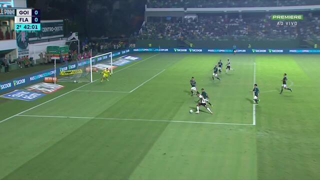 Em jogo ruim de assistir, Flamengo e Goiás só empatam no Brasileirão Em jogo ruim de assistir, Flamengo e Goiás só empatam no Brasileirão