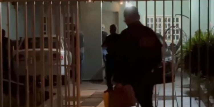 PC do Distrito Federal combate quadrilha evangélica que deu golpes de mais de R$ 156 milhões PC do Distrito Federal combate quadrilha evangélica que deu golpes de mais de R$ 156 milhões