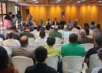 Mazinho fecha questão contra projeto de lei que proibe pulverização por drone