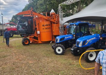 Máquinas que custam mais de R$ 1 milhão na Pinheiros Agroshow a partir desta quinta, 26
