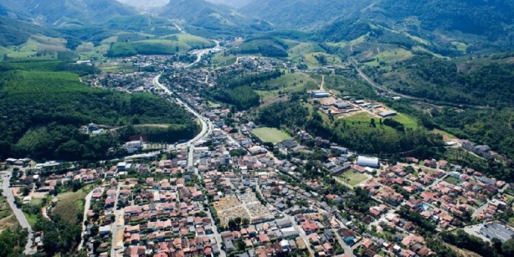 Polícia Militar recaptura, em Cariacica, fugitivo da Justiça de Ibiraçu