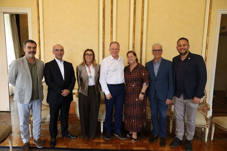 Palácio Anchieta recebe a exposição ‘De onde surgem os sonhos’