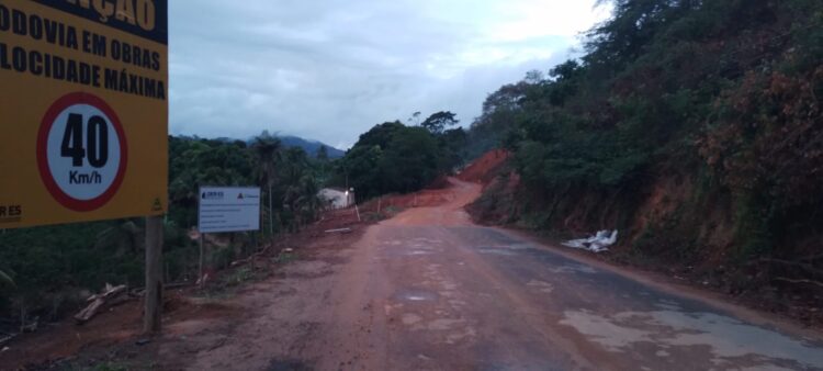Pavimentação da ES-320 empolga moradores da região do Itaúnas; confira vídeo e fotos