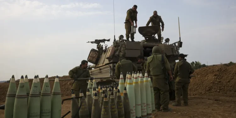 Israel lança ataque em larga escala e se prepara para invadir a Palestina Israel lança ataque em larga escala e se prepara para invadir a Palestina