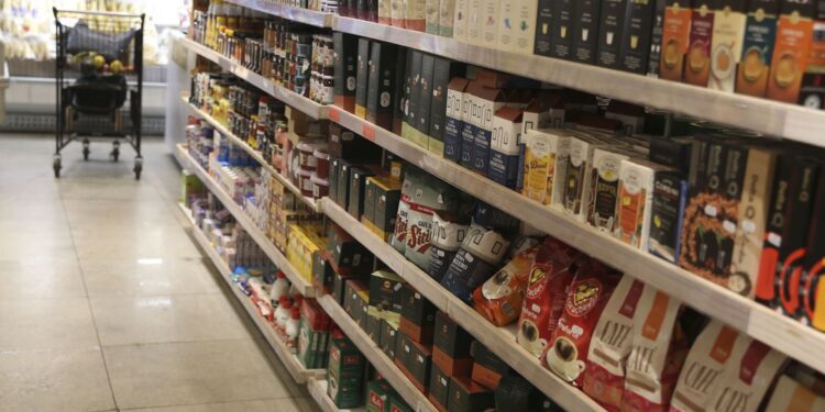 Novas regras para rótulos de alimentos valem a partir desta segunda, 9 Novas regras para rótulos de alimentos valem a partir desta segunda, 9