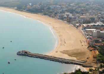 Guarapari: da República Negra à capital capixaba do turismo com mais de 50 praias