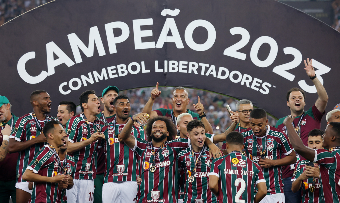 Flamengo entra em seleto grupo de equipes com finais seguidas de