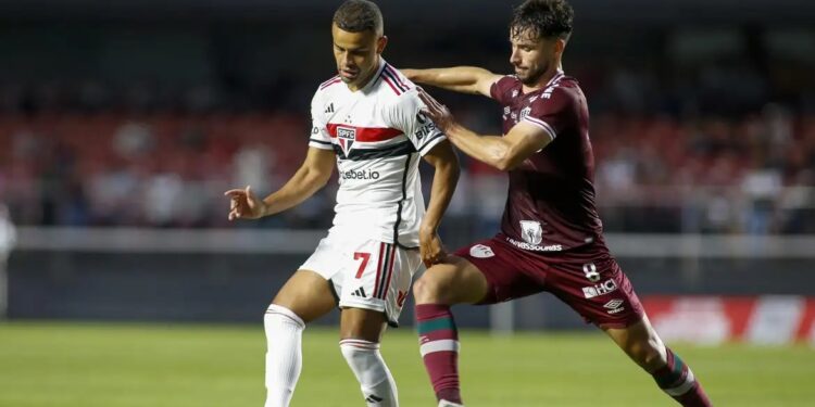 Brasileirão: São Paulo e Fluminense fazem jogo de campeões nesta quarta, 22 Brasileirão: São Paulo e Fluminense fazem jogo de campeões nesta quarta, 22