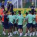 Brasil deve entrar em campo contra a Colômbia com seis caras novas em relação ao jogo contra o Uruguai