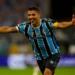 Vasco perde para o Grêmio e terá que derrotar o Bragantino para se garantir na Série A