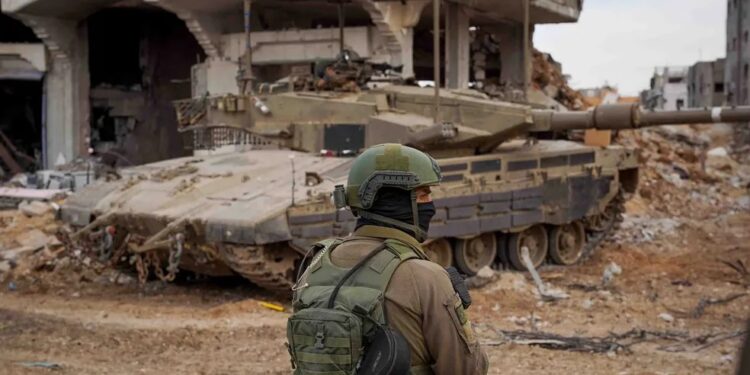 Israel afirma que Hamas violou acordo de trégua e anuncia retomada do combate