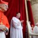 Papa Francisco denuncia a indústria de armas ao fazer um apelo de Natal  pela paz no mundo
