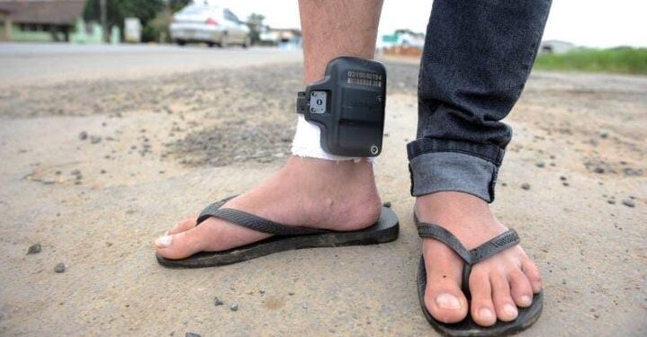 PRF faz duas abordagens distintas e  prende um foragido da justiça e um traficante de drogas em 10 minutos