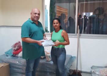 Elcimar comanda entrega de 40 kits completos de materiais para famílias atingidas pela enchente em Paulista