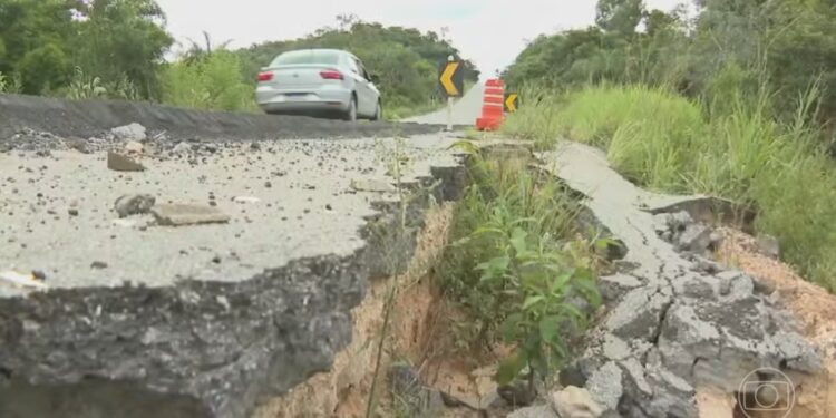 Rodovias federais e estaduais apresentam  mais de 2,6 mil pontos críticos; MG lidera ranking do perigo