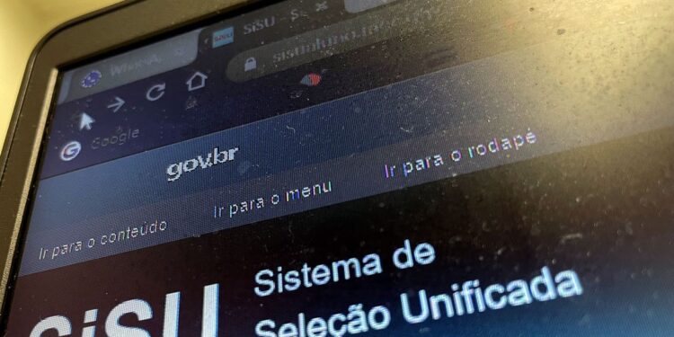 Problemas técnicos fazem MEC adiar primeira chamada do Sisu para esta quarta-feira, 31 Problemas técnicos fazem MEC adiar primeira chamada do Sisu para esta quarta-feira, 31