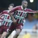 Ademilson, que jogou até os 47 anos, agora ensina futebol para garotos e garotas no ES Ademilson, que jogou até os 47 anos, agora ensina futebol para garotos e garotas no ES