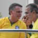 Com tornozeleira eletrônica, Bolsonaro é proibido de usar redes sociais e se aproximar de embaixadas