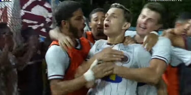 Capixabão: Tiva vira pra cima do Vitória-ES; Porto Vitória vence o Nova Venécia e está nas quartas Capixabão: Tiva vira pra cima do Vitória-ES; Porto Vitória vence o Nova Venécia e está nas quartas