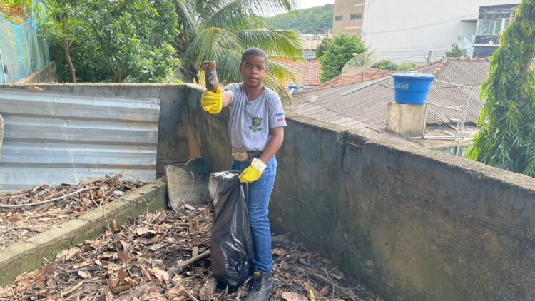 Mutirão de combate aos focos do mosquito transmissor da dengue recolhe toneladas de entulho no Campo Novo