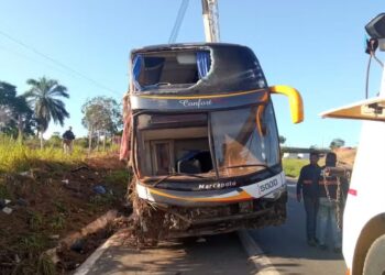 Nove mortos e 23 feridos em acidente com ônibus de turismo no Sul da Bahia