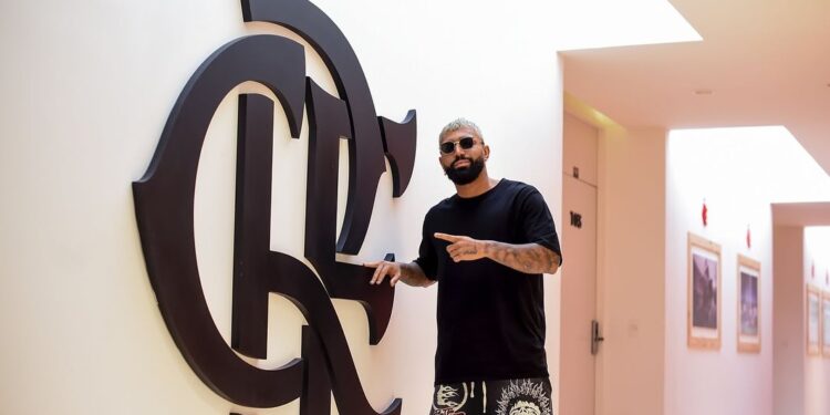 Gabigol volta ao CT do Flamengo após conseguir efeito suspensivo de punição de 2 anos Gabigol volta ao CT do Flamengo após conseguir efeito suspensivo de punição de 2 anos