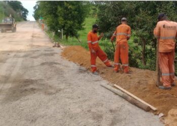 Símbolo da reconstrução: DER-ES libera rodovia que liga Apiacá à  BR 101